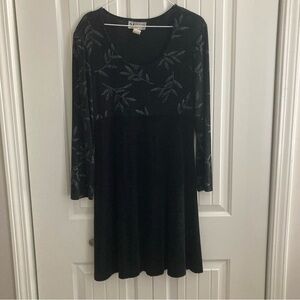 Vintage 90’s Dress Slinky Knit Size 14 Black Glittery Leaf Design Whimsigoth